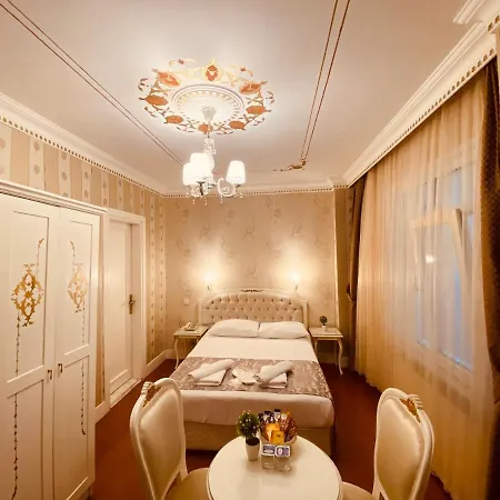 Alyon Taksim Hotel 3*