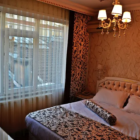 Alyon Taksim فندق 3*