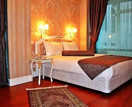 Alyon Taksim Hotel 3*