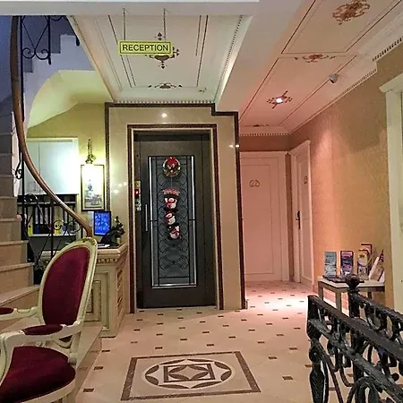 Alyon Taksim Hotel