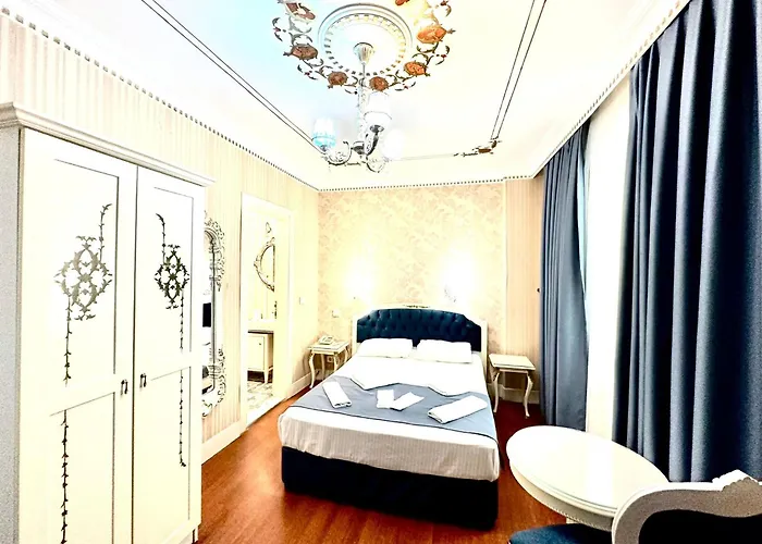 Hotel Alyon Taksim 3*