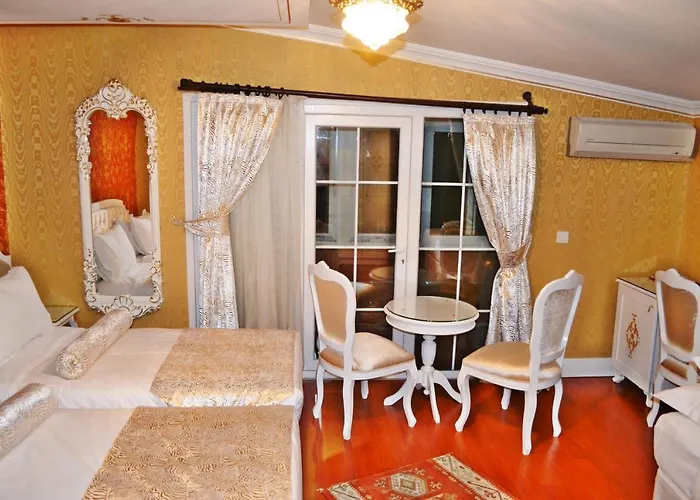 Alyon Taksim Provincia di Istanbul